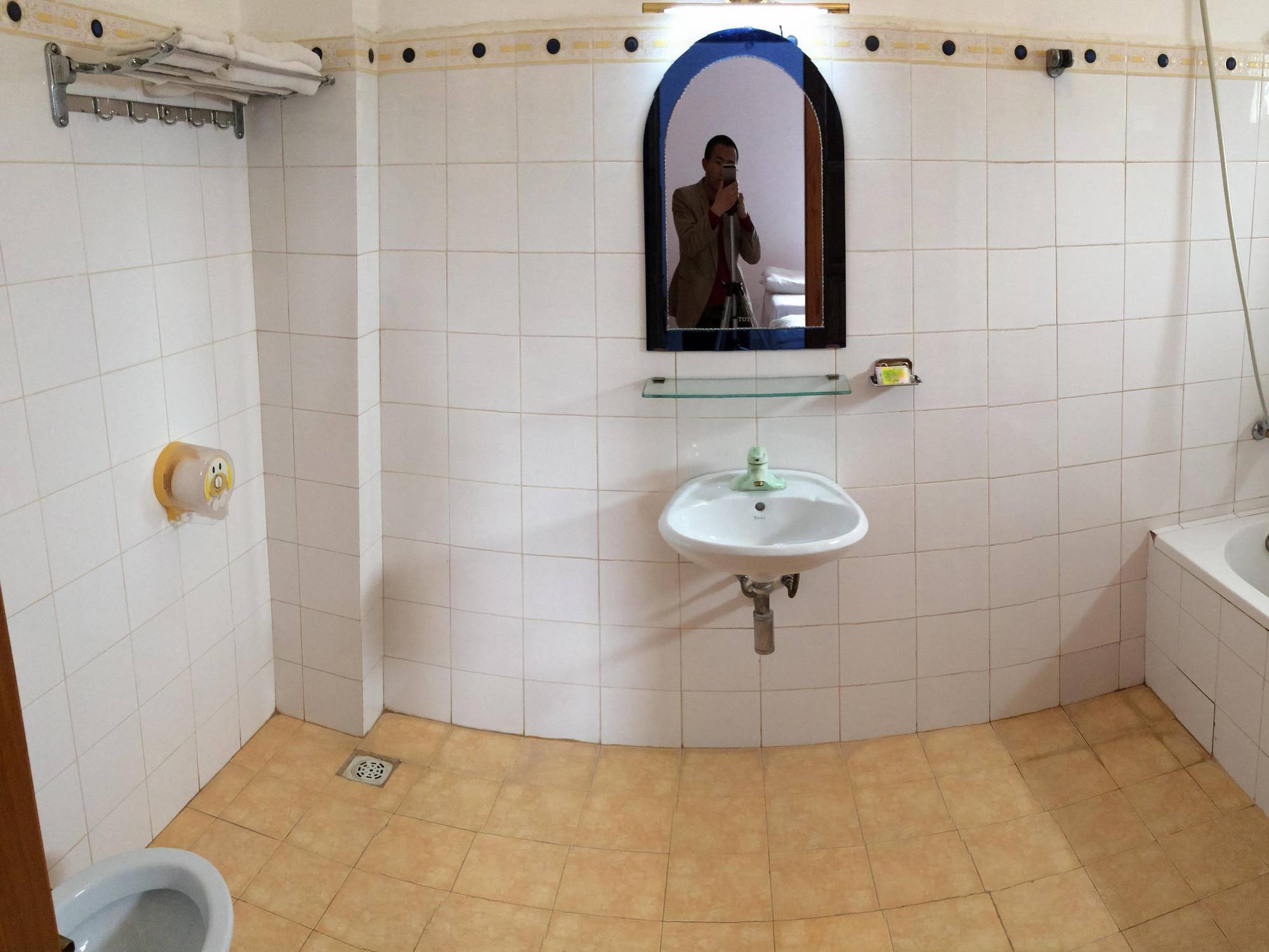 Cong Fu Hotel Бак Ха Екстериор снимка